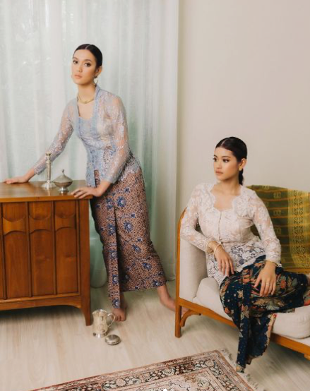 Lace Kebaya – B A T I K A