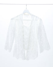 Load image into Gallery viewer, Lace kebaya top in off white