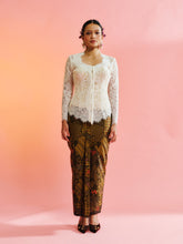 Load image into Gallery viewer, Pertiwi Skirt in Brown
