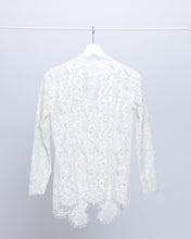 Load image into Gallery viewer, Lace kebaya top in ivory