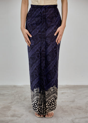 Jenar batik skirt in blue
